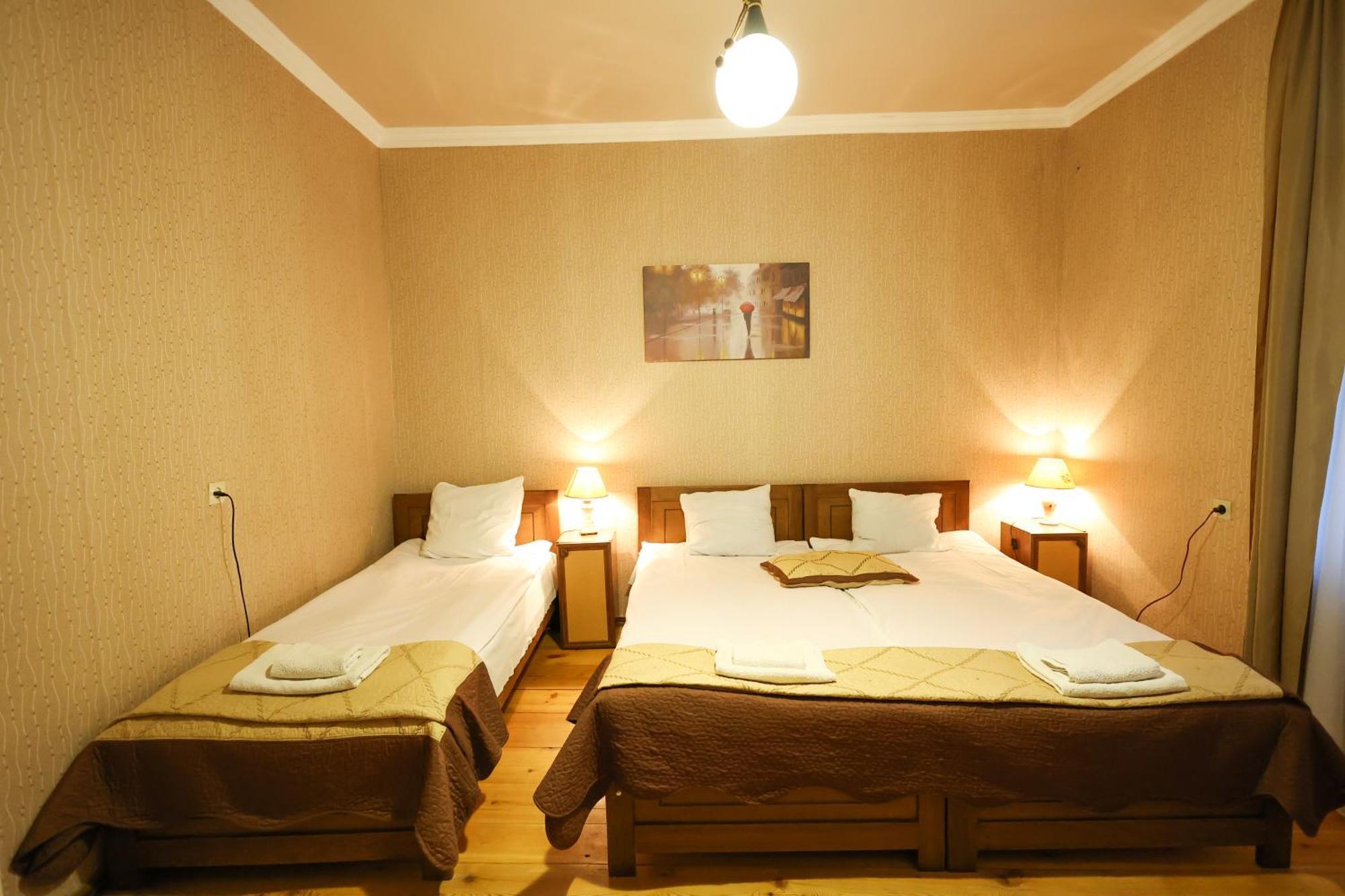 Отель Sighnaghi Garden House Экстерьер фото